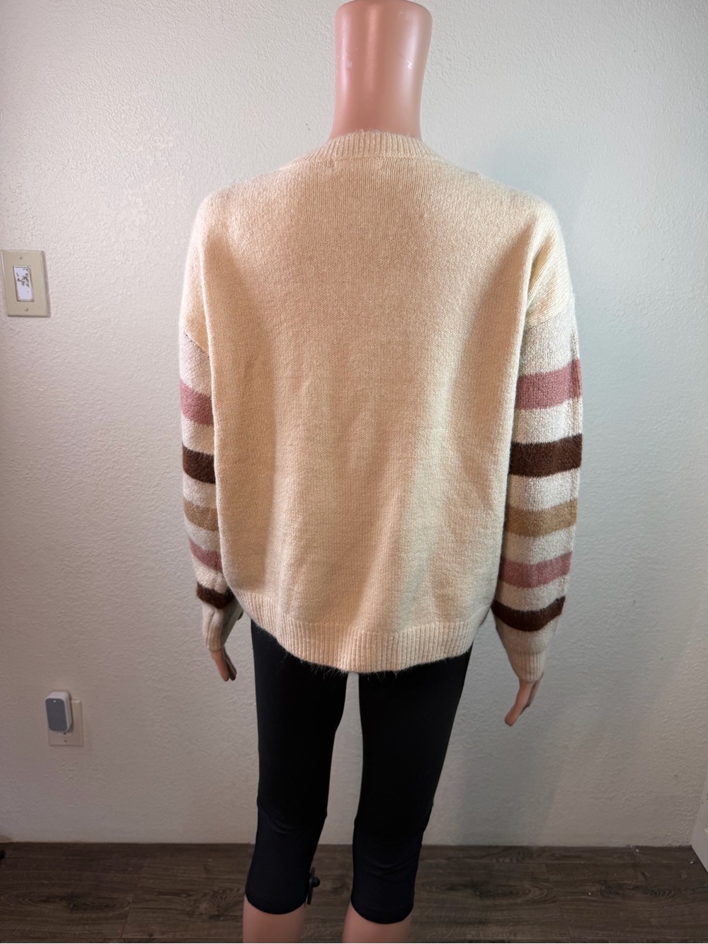 Altar'd State Floral Knit Pullover Sweater Mocha Multi Crew Neck Long Sleeve Lg - Picture 6 of 13